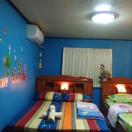 Patchaya Guesthouse 암파와 외부 사진