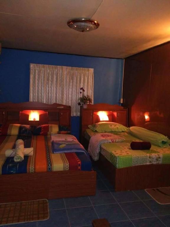 Patchaya Guesthouse 암파와 외부 사진