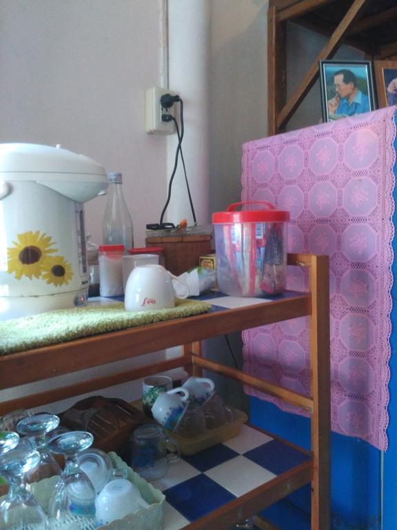 Patchaya Guesthouse 암파와 외부 사진
