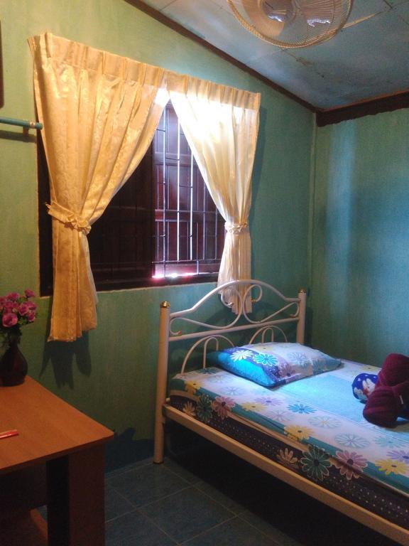 Patchaya Guesthouse 암파와 외부 사진
